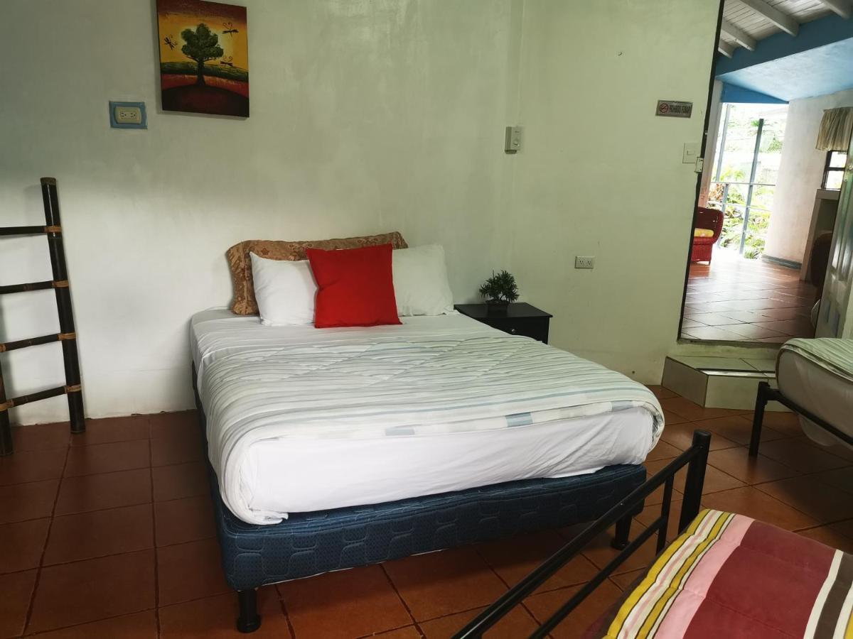فندق Cabinas Cafe Del Mar مانويل أنطونيو المظهر الخارجي الصورة
