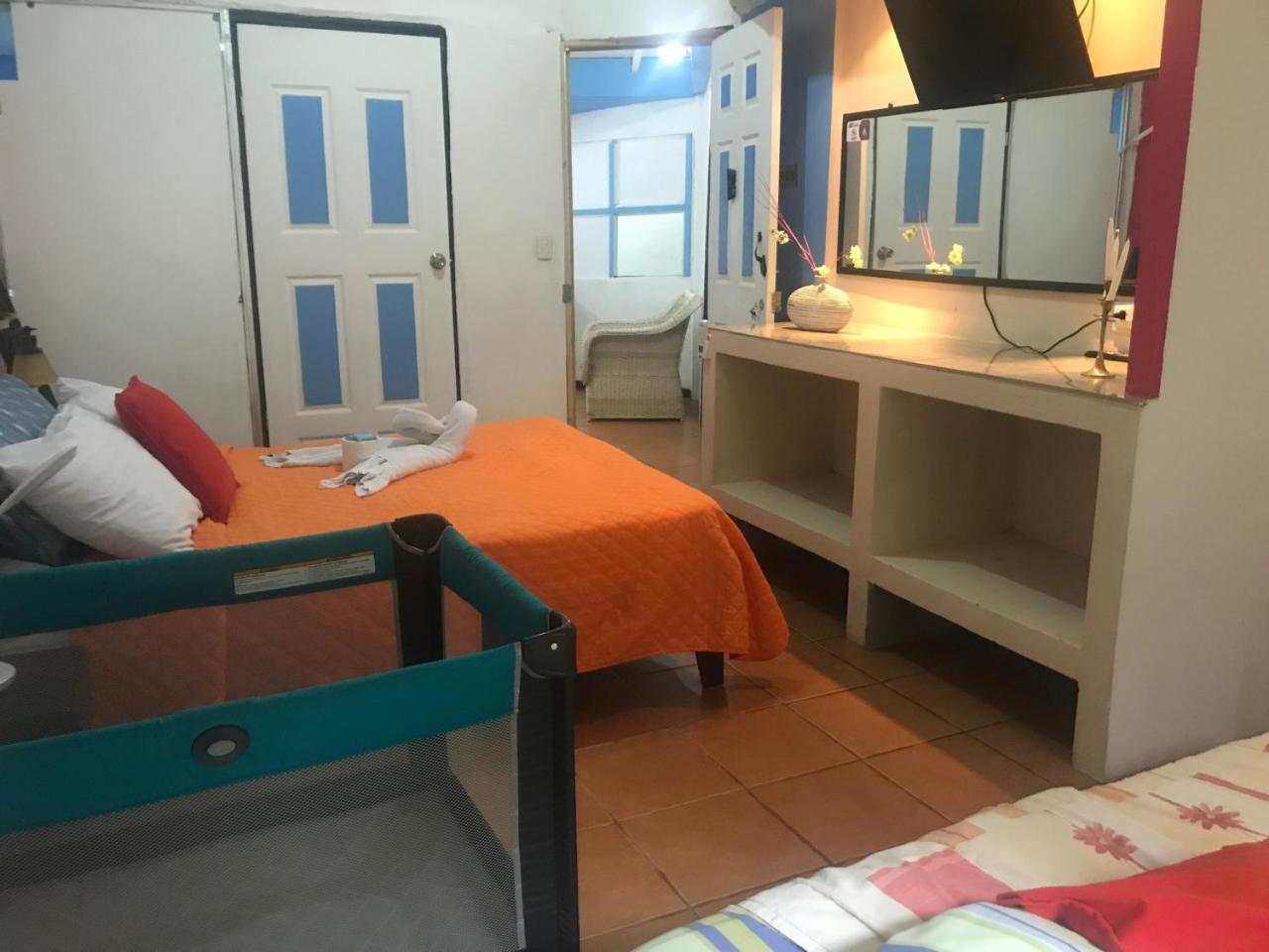 فندق Cabinas Cafe Del Mar مانويل أنطونيو المظهر الخارجي الصورة