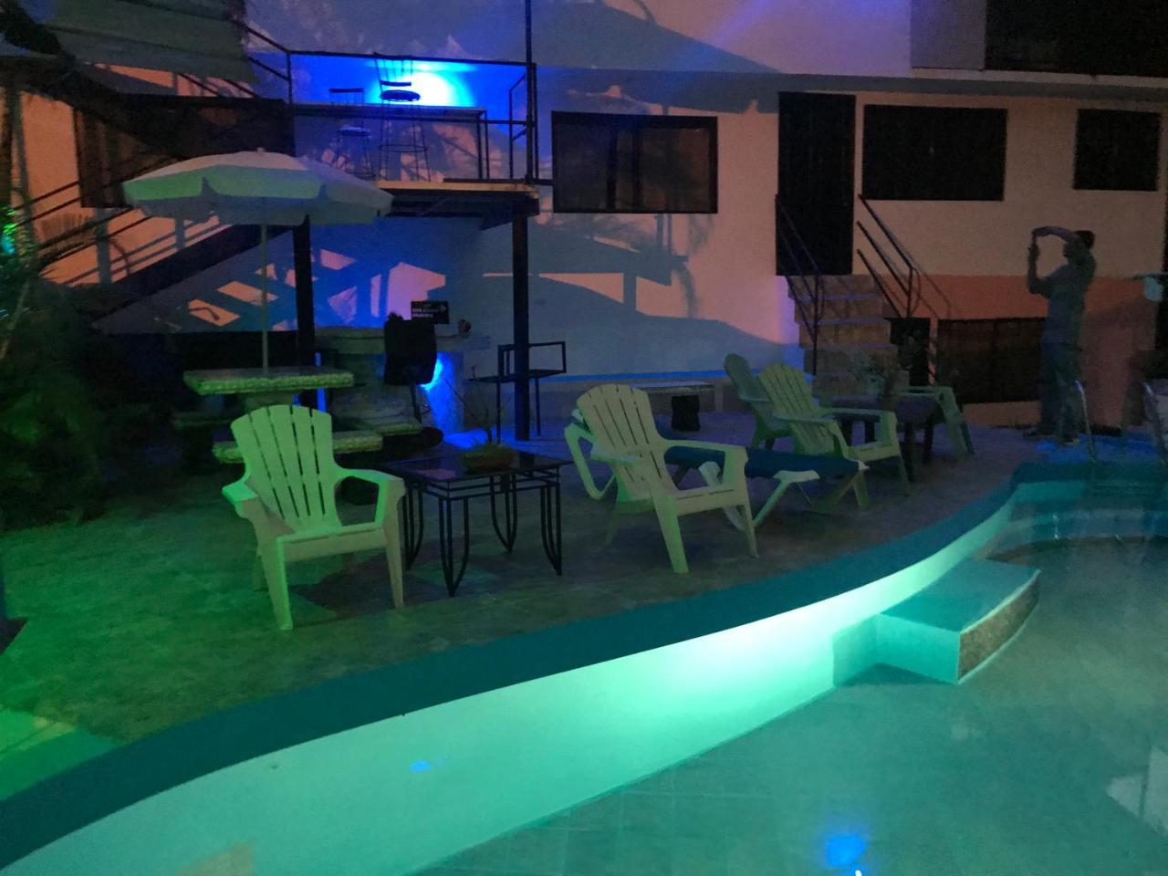 فندق Cabinas Cafe Del Mar مانويل أنطونيو المظهر الخارجي الصورة