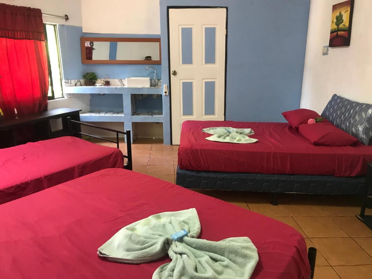 فندق Cabinas Cafe Del Mar مانويل أنطونيو المظهر الخارجي الصورة